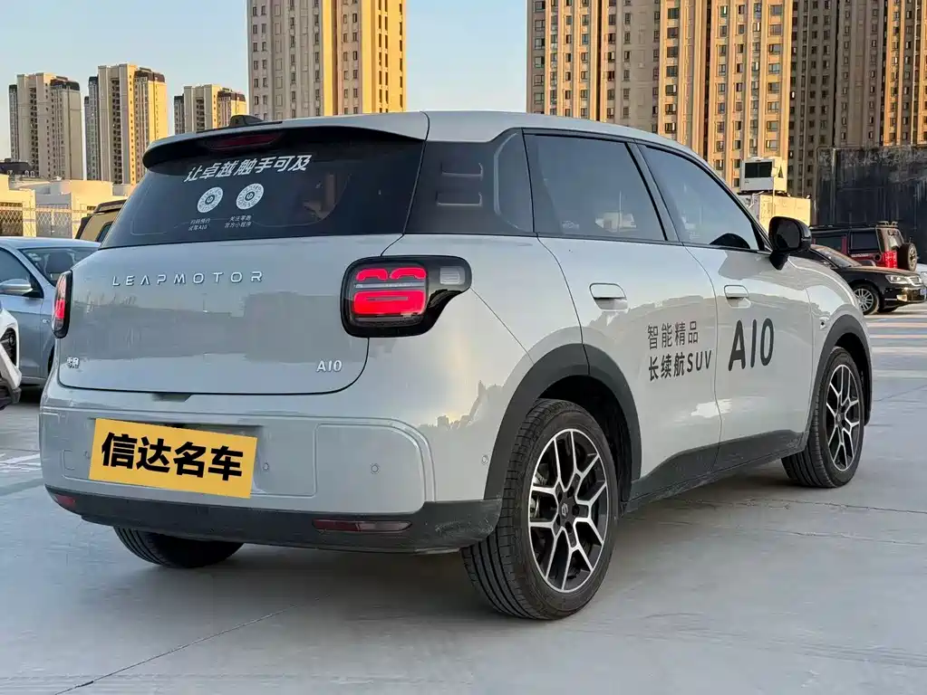 Leapmotor Leapmotor A10 — миниатюра 13