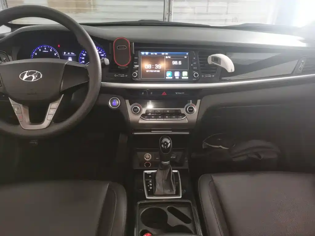 Hyundai Mistra — миниатюра 13