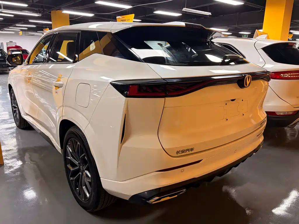Changan UNI-Z 2025 1.5T Luxury
