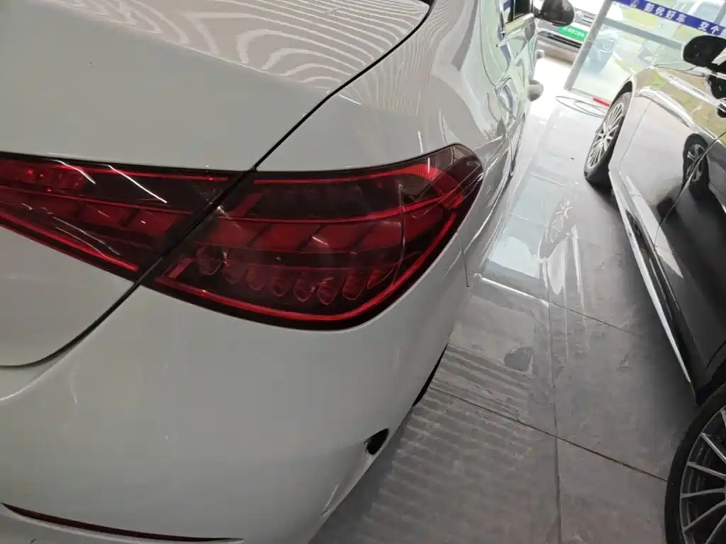 Mercedes-Benz C-Class — миниатюра 8