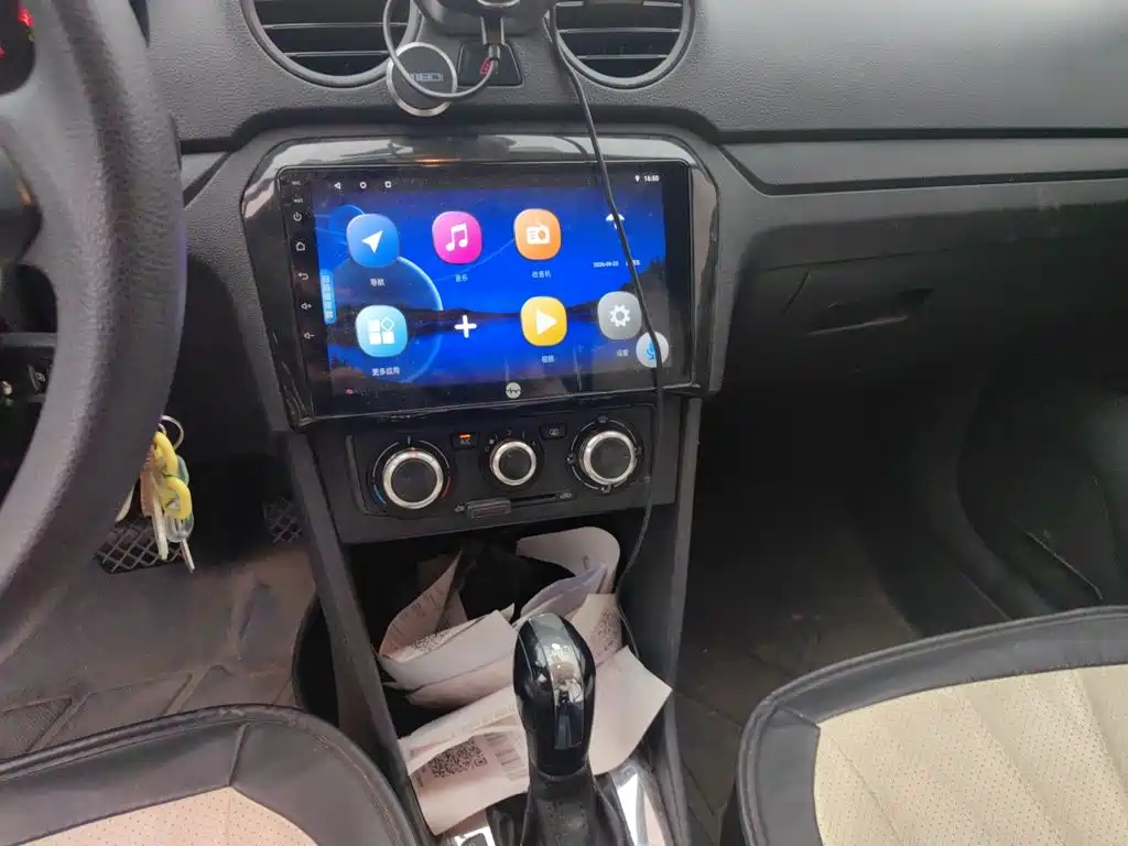 Volkswagen Jetta — миниатюра 14