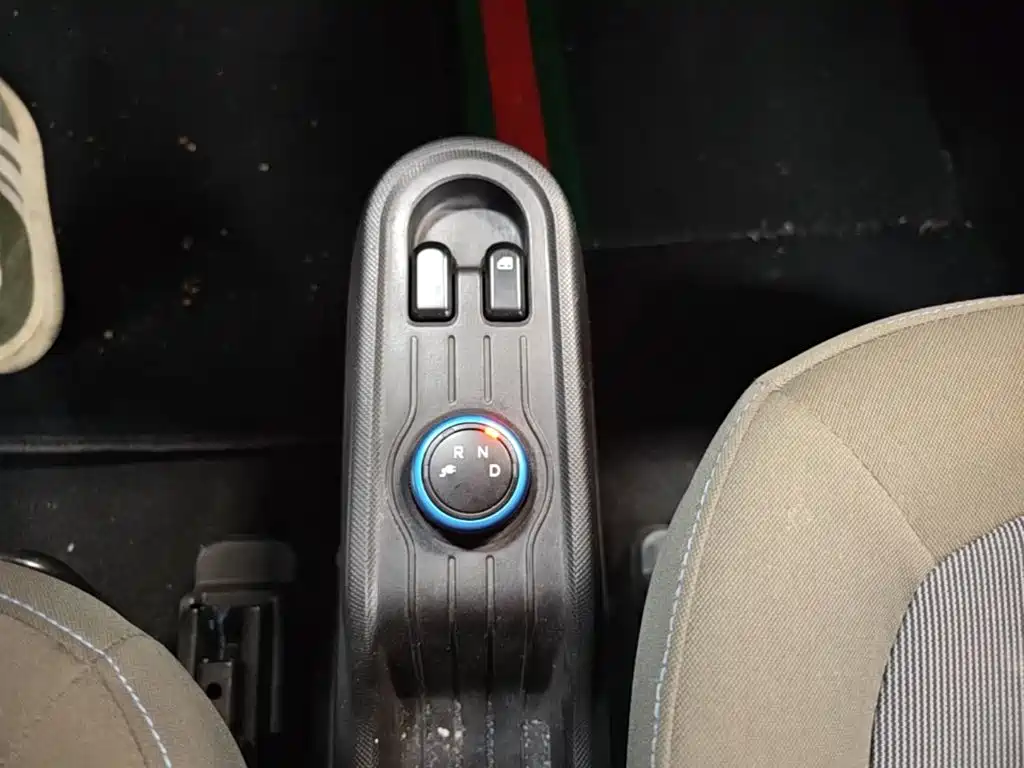 Wuling MINIEV — миниатюра 14