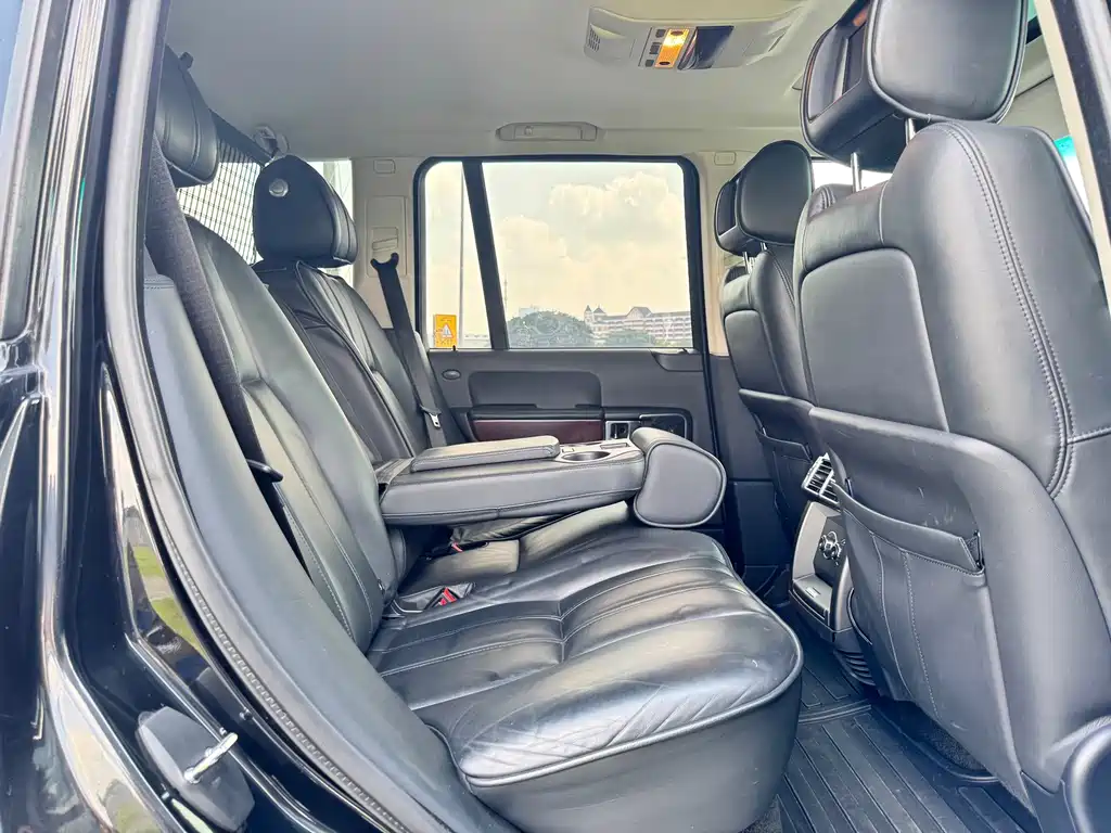 Land Rover Range Rover — миниатюра 12