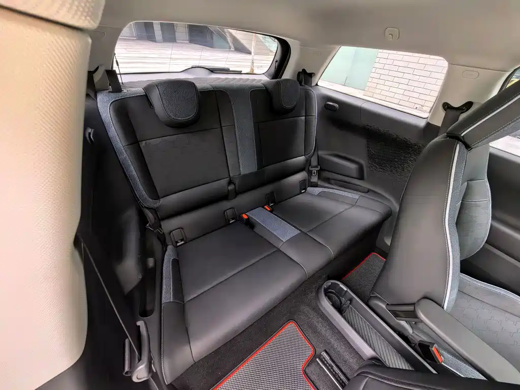 MINI MINI COOPER EV — миниатюра 13
