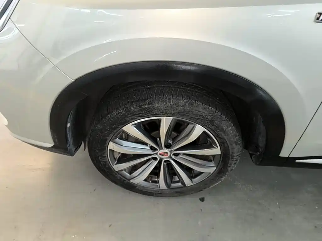 Roewe RX5 MAX — миниатюра 23
