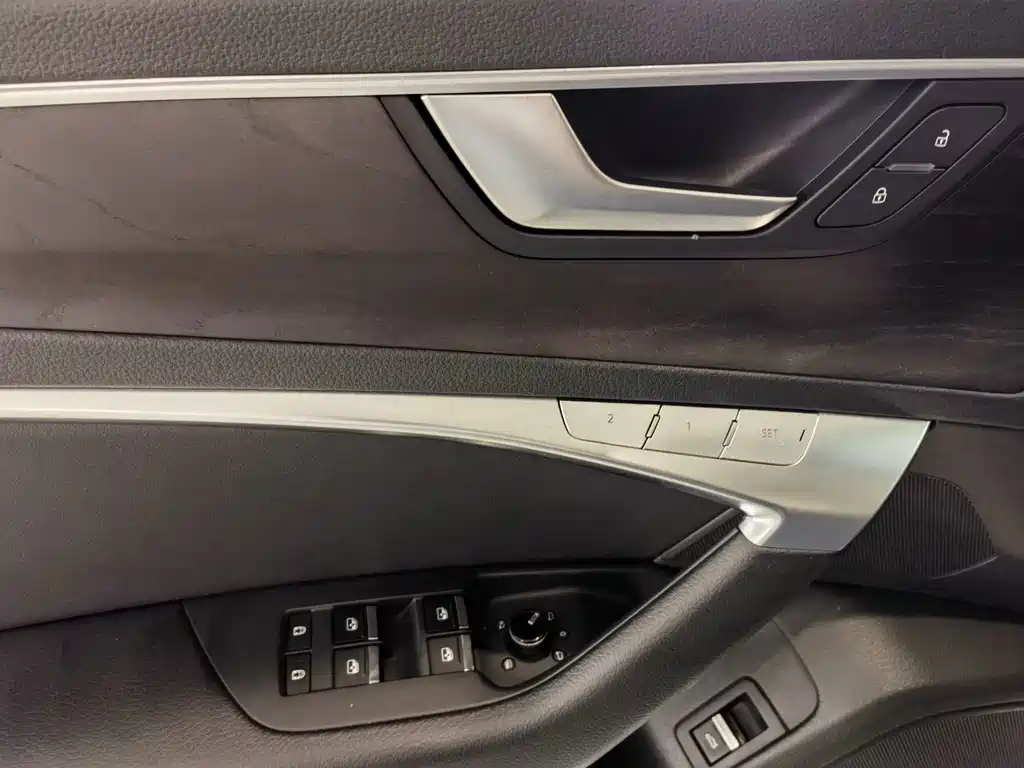 Audi A6L — миниатюра 5