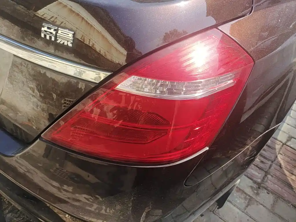Geely Emgrand — миниатюра 8