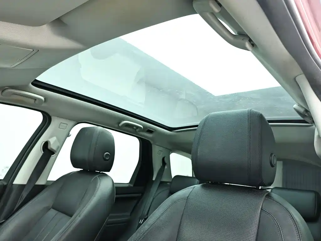 Land Rover Discovery Sport — миниатюра 12