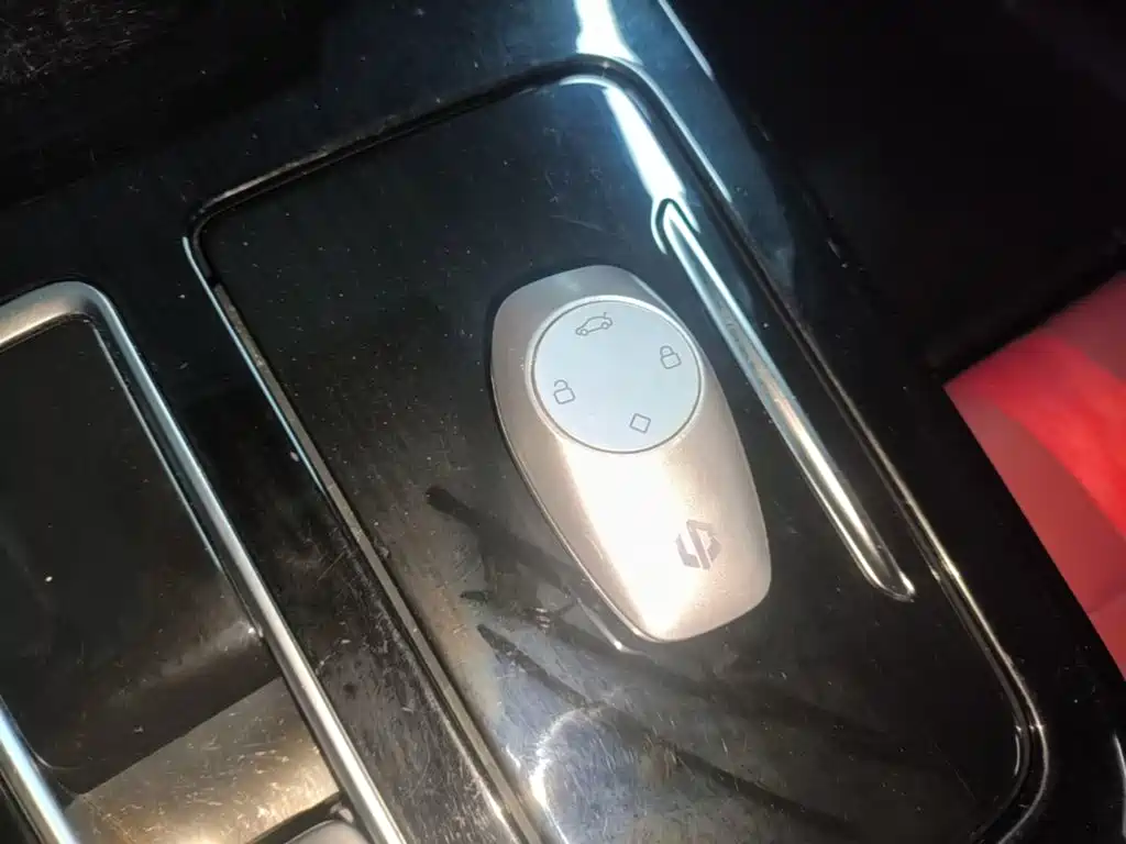 Leapmotor Leapmotor S01 — миниатюра 9