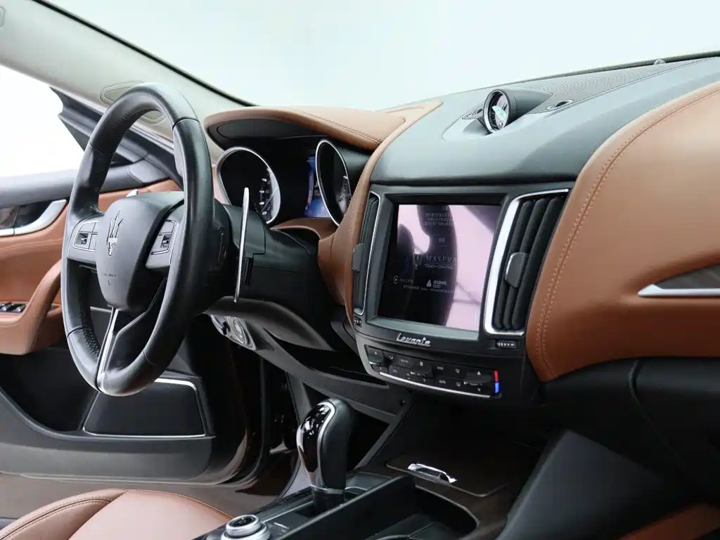 Maserati Levante — миниатюра 14