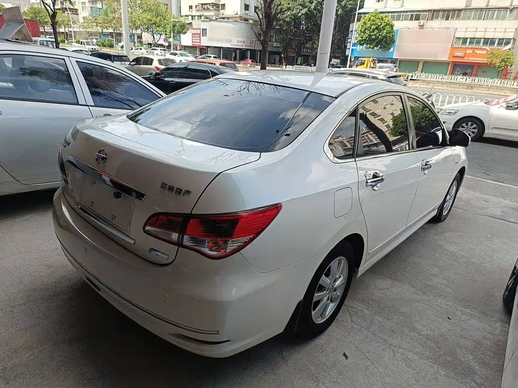 Nissan Sylphy — миниатюра 7