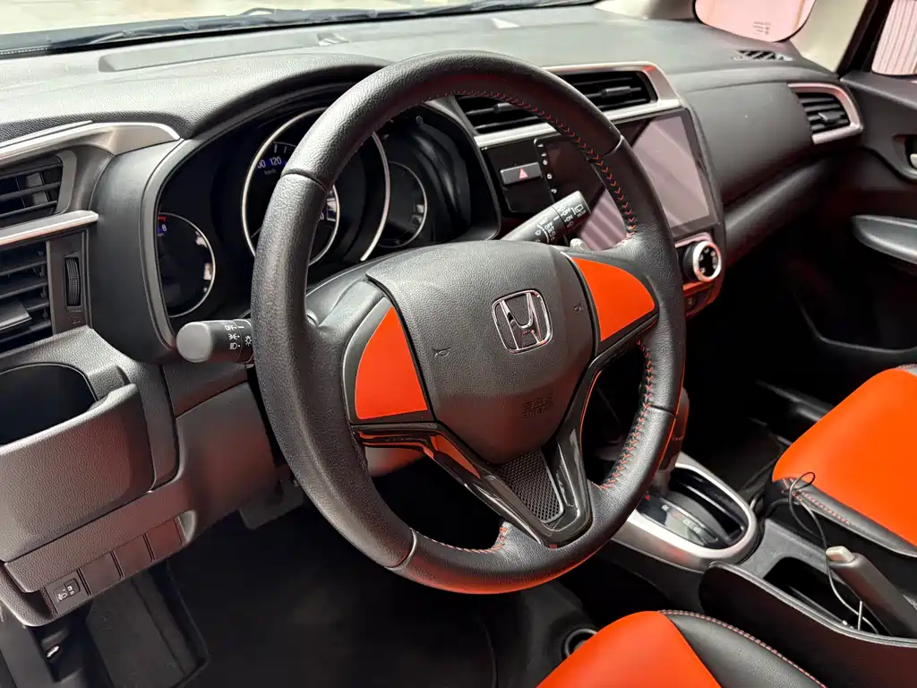 Honda Fit 2018 1.5L CVT +