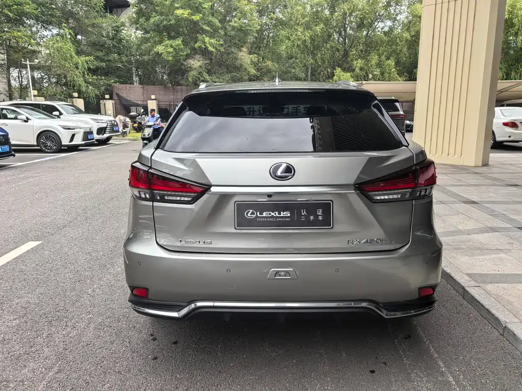 Lexus RX — миниатюра 7