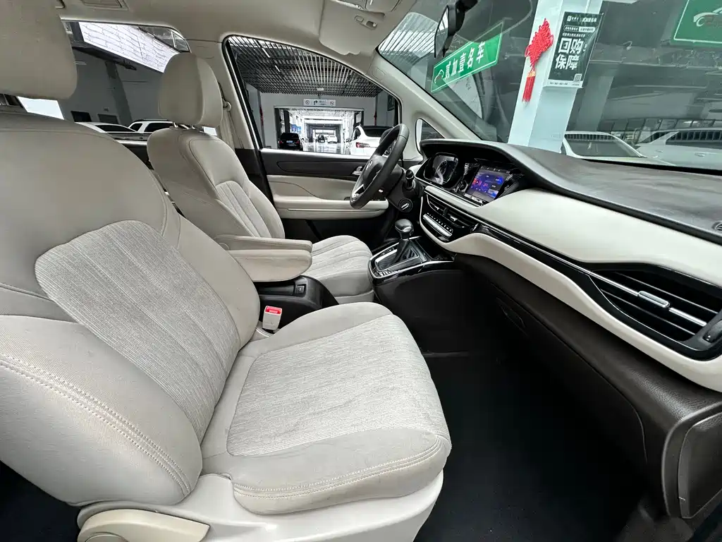 GAC Motor Trumpchi M6 — миниатюра 7