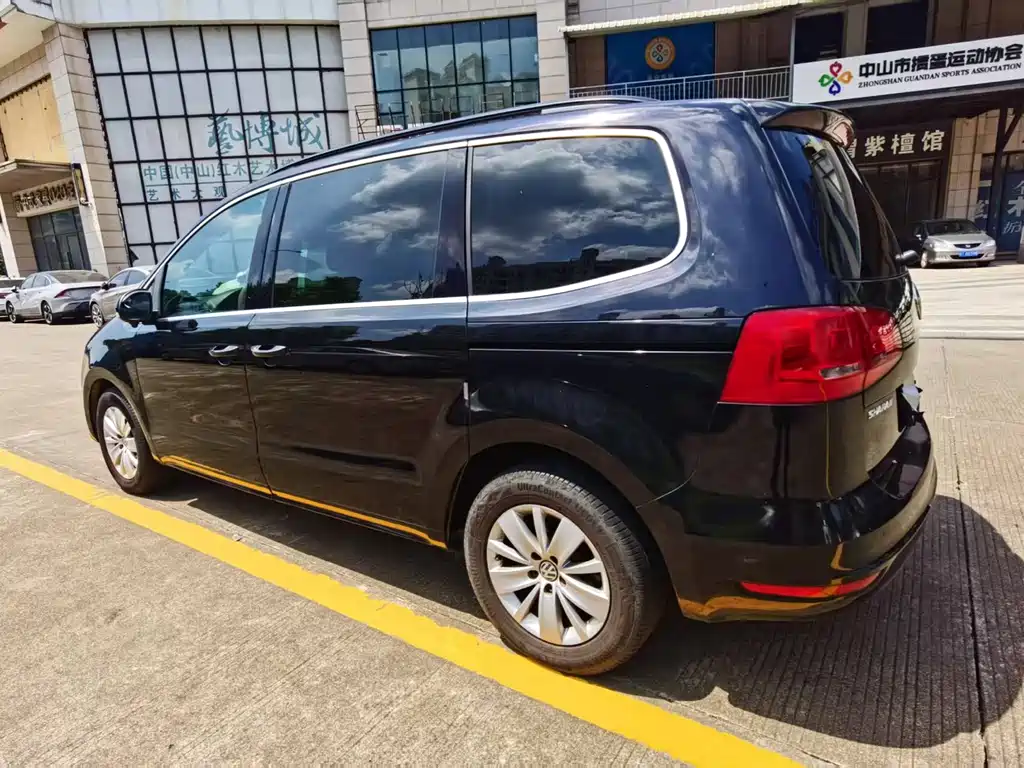 Volkswagen Sharan — миниатюра 6