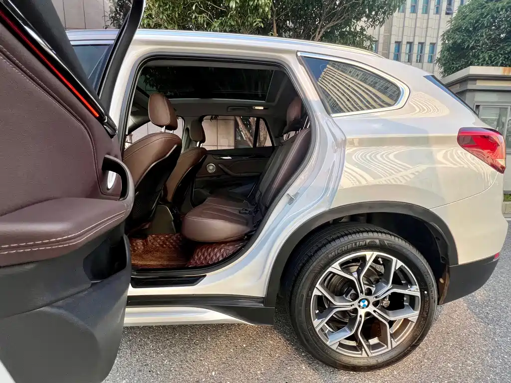 BMW X1 — миниатюра 15