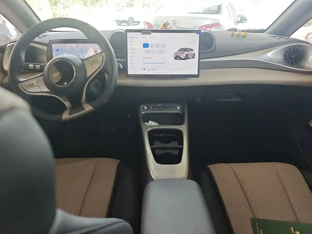BYD Dolphin — миниатюра 5