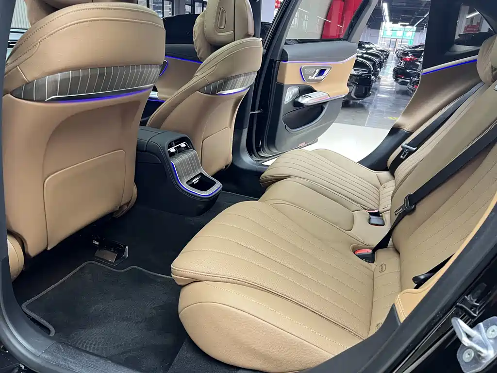 Mercedes-Benz E-Class E 2026 E 300 L Luxury