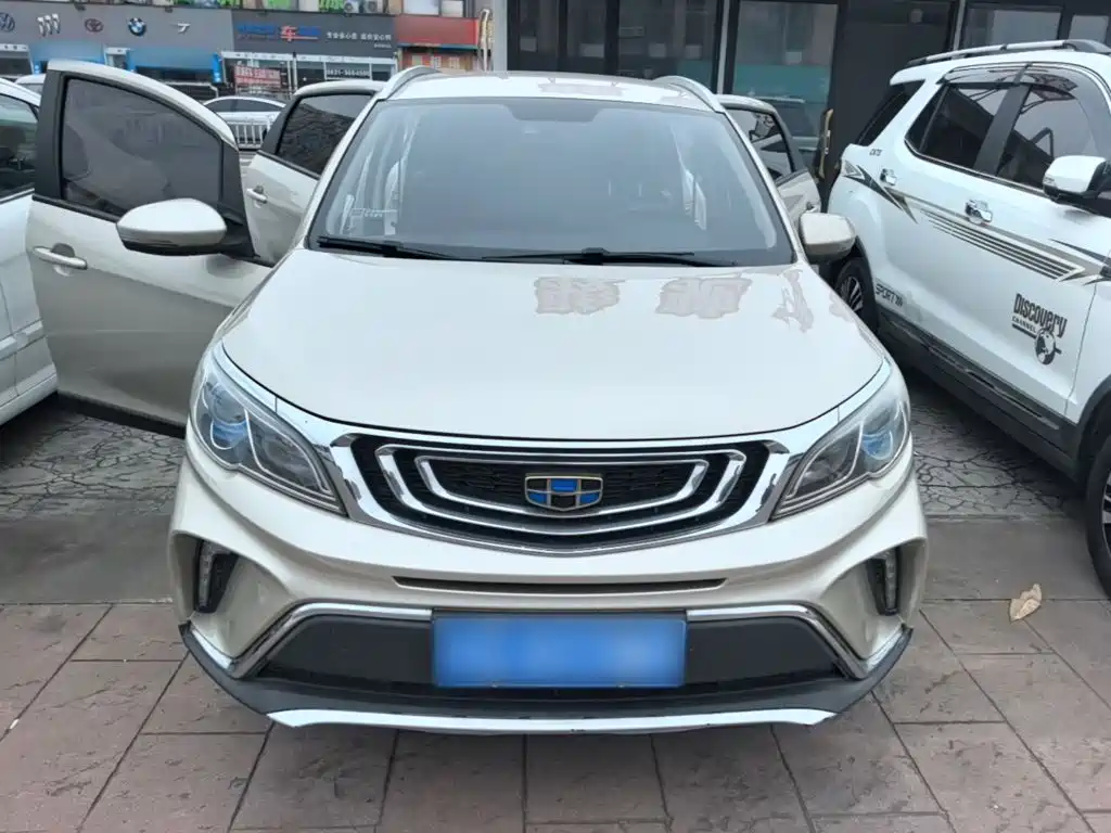 Geely Vision X3 — миниатюра 3