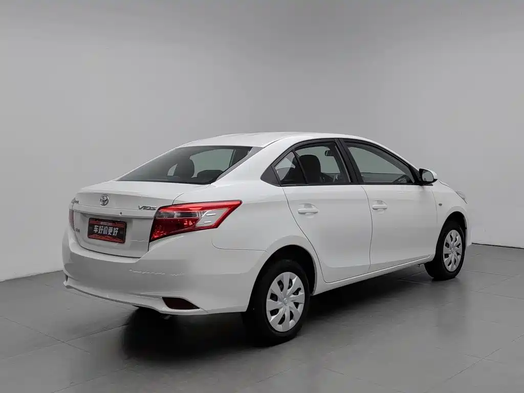 Toyota Vios — миниатюра 2