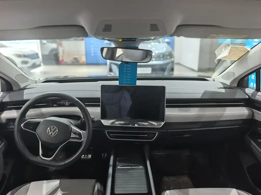 VOLKSWAGEN ID.7 VIZZION