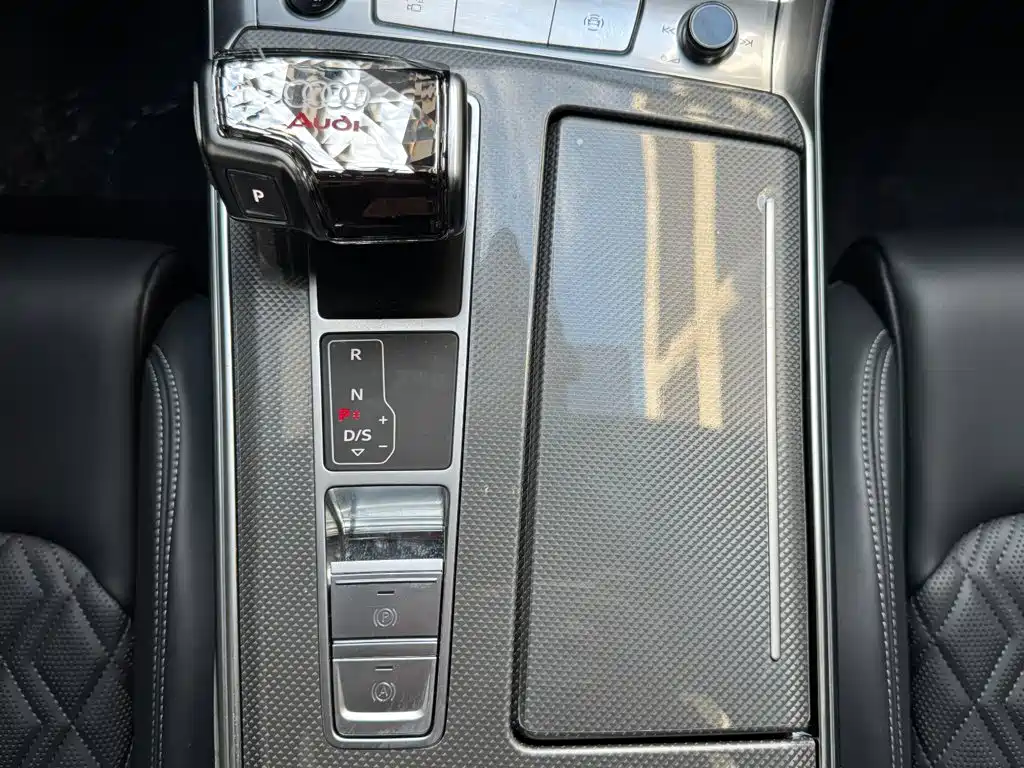 Audi A6L — миниатюра 15
