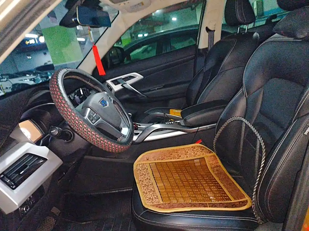 Geely Boyue — миниатюра 16