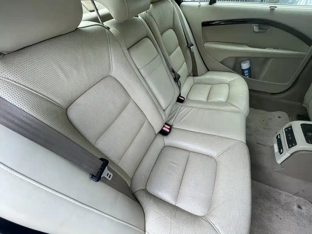 Volvo S80L — миниатюра 9
