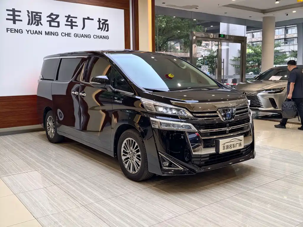 Toyota Vellfire — миниатюра 3