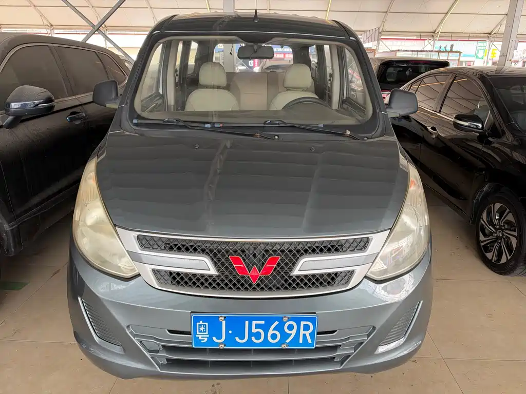 Wuling Rongguang V — миниатюра 3