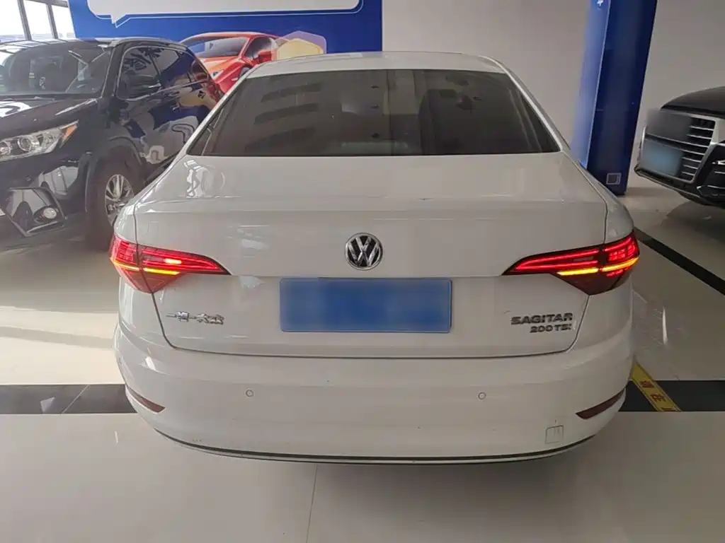 Volkswagen Sagitar 2020 200TSI DSG Comfort VI