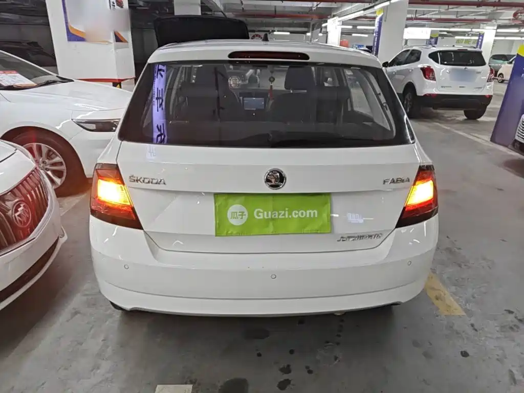 Skoda Fabia — миниатюра 6