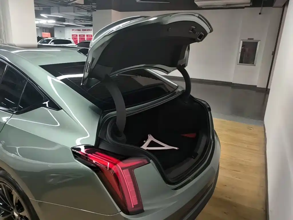 Cadillac CT5 — миниатюра 19