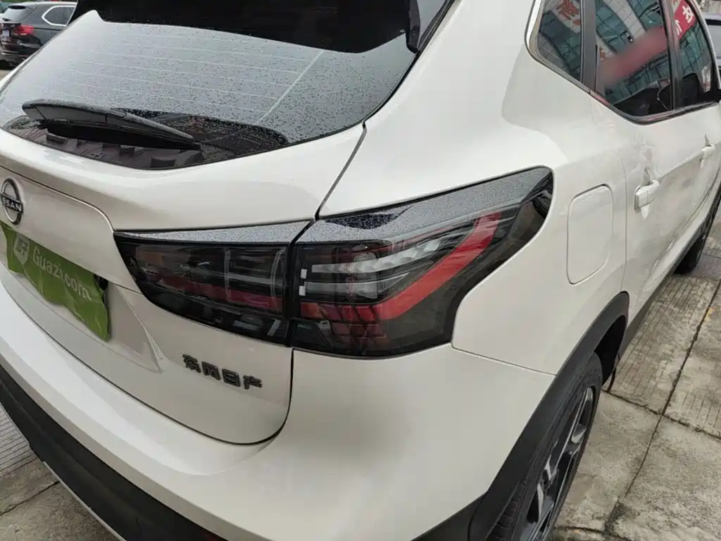 Nissan Qashqai — миниатюра 8