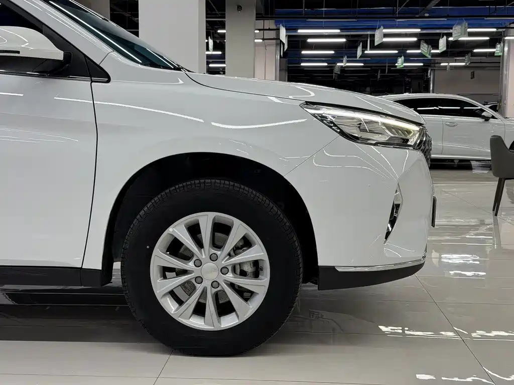 Haval M6 — миниатюра 4