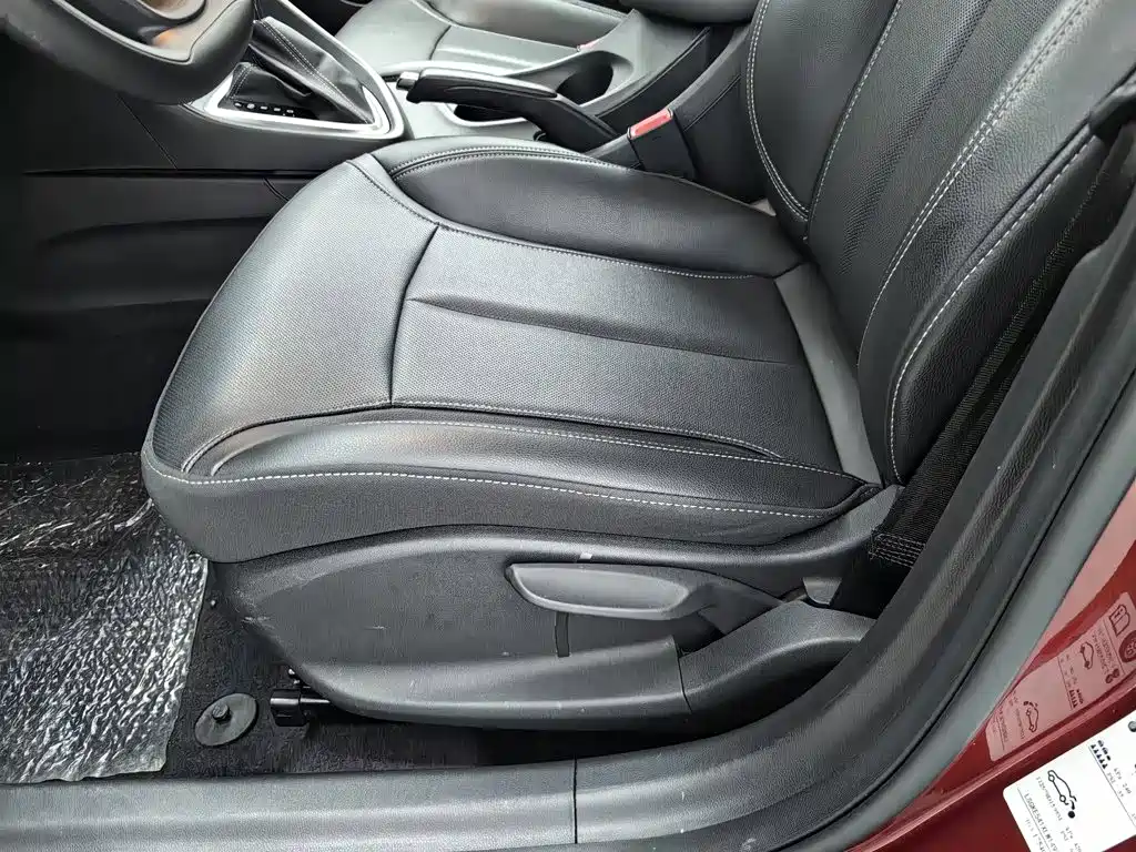 Buick Excelle — миниатюра 20