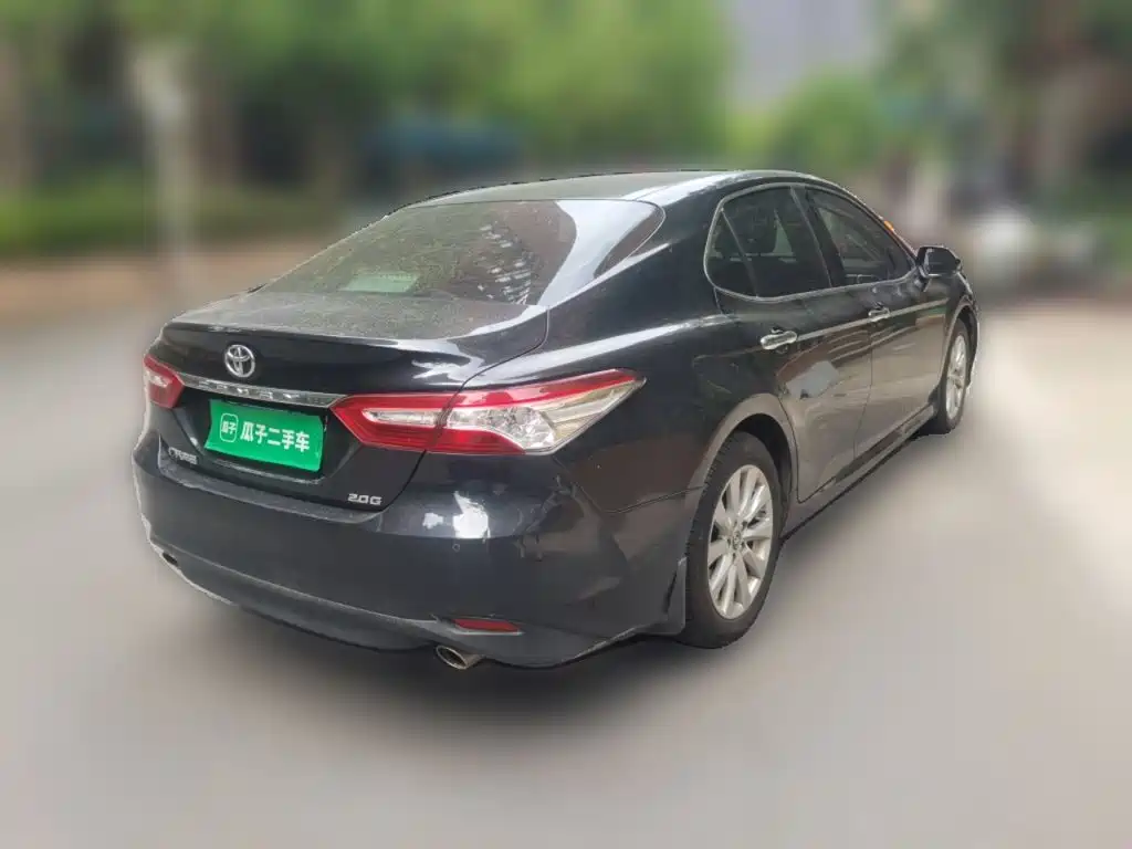 Toyota Camry — миниатюра 6