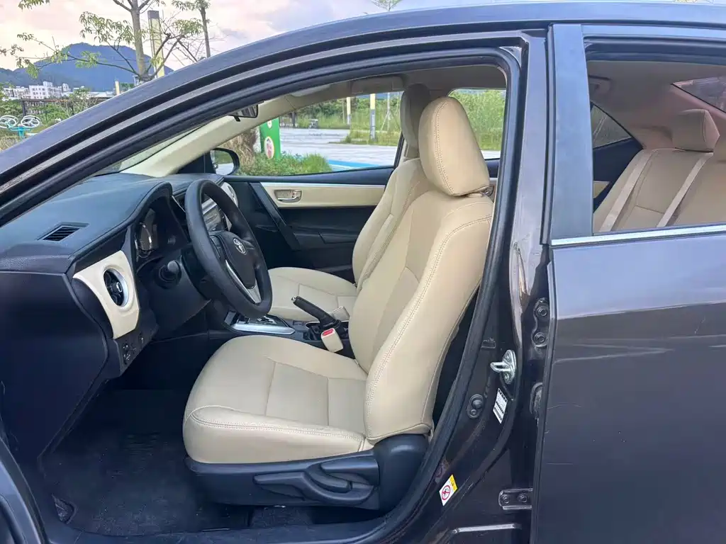 Toyota Corolla — миниатюра 7