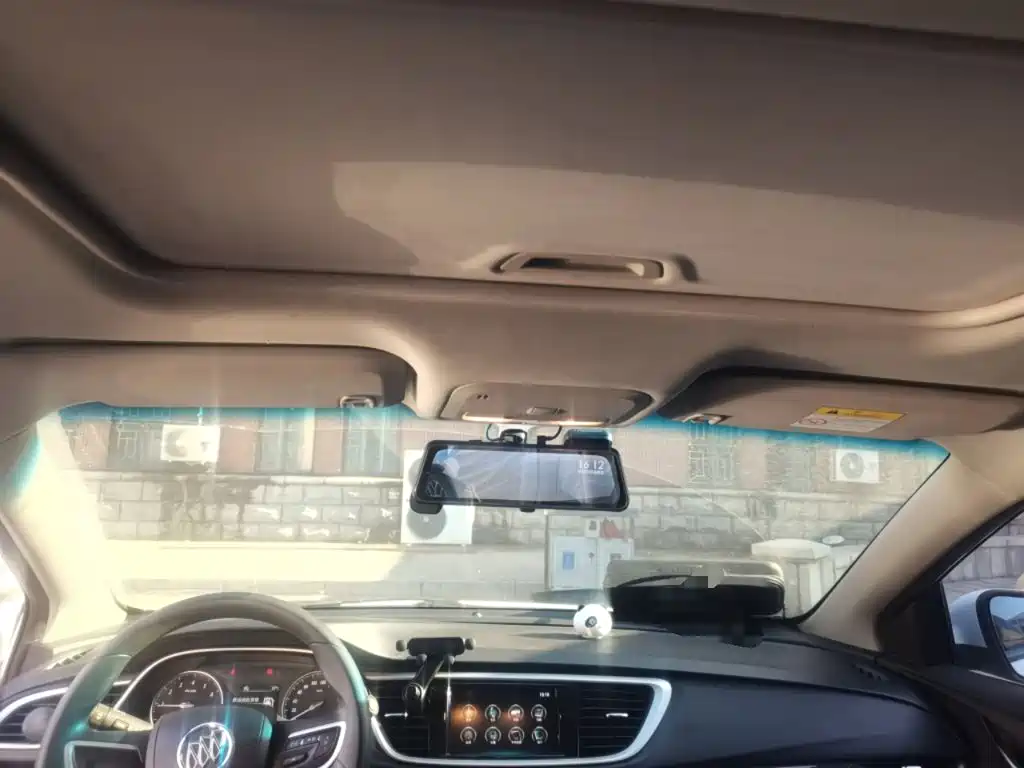 Buick Excelle — миниатюра 19