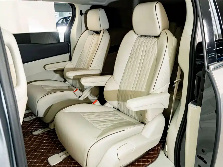 Buick GL8 — миниатюра 19