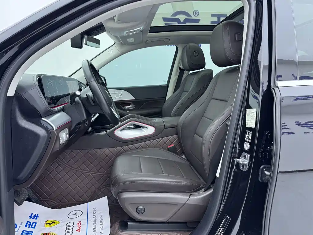 Mercedes-Benz GLE (Import) — миниатюра 11