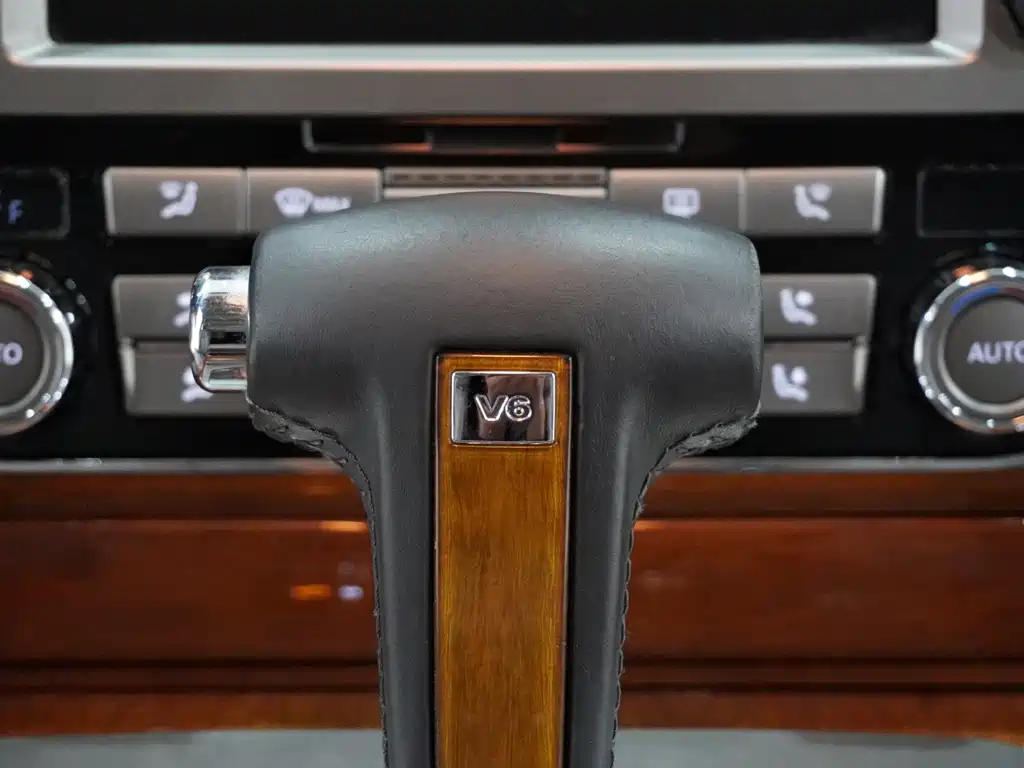 Volkswagen Phaeton — миниатюра 16