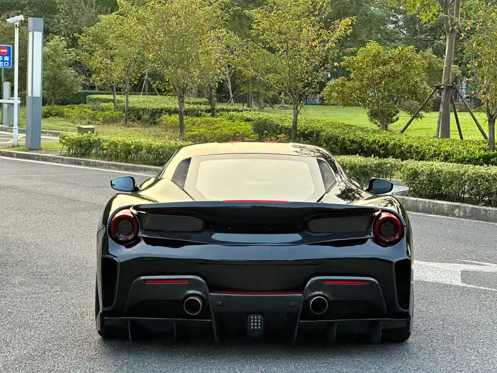 Ferrari 488 — миниатюра 3