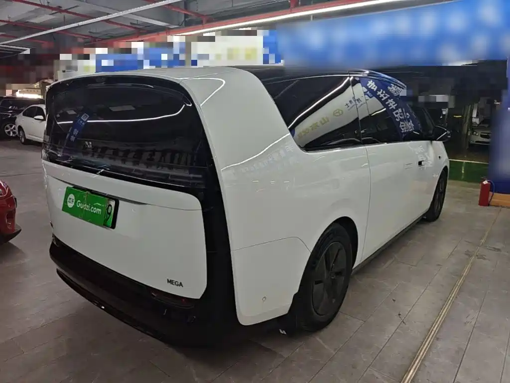 Li Auto Li MEGA — миниатюра 7
