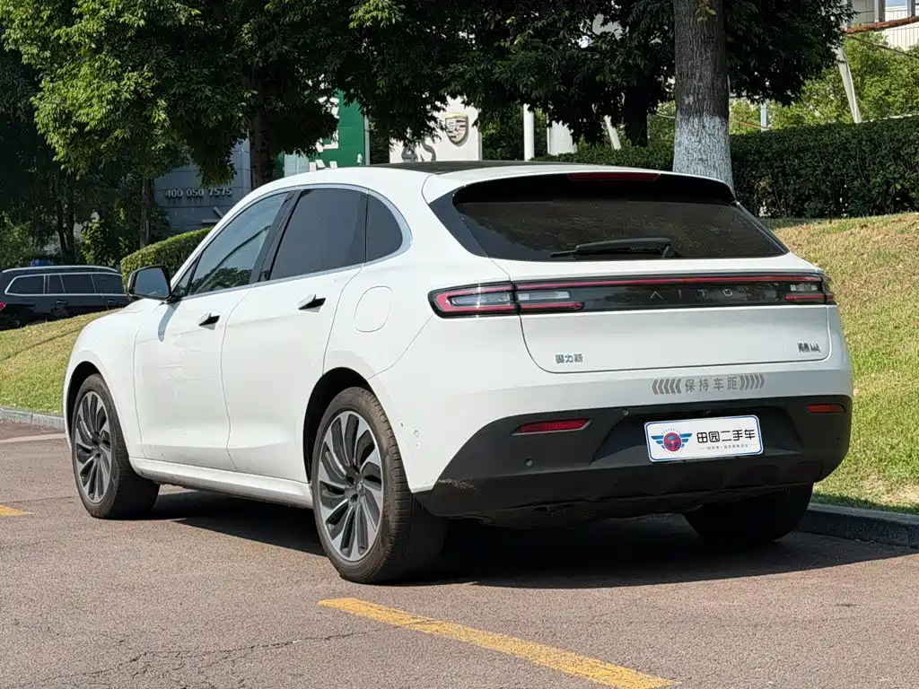 AITO AITO M5 — миниатюра 4