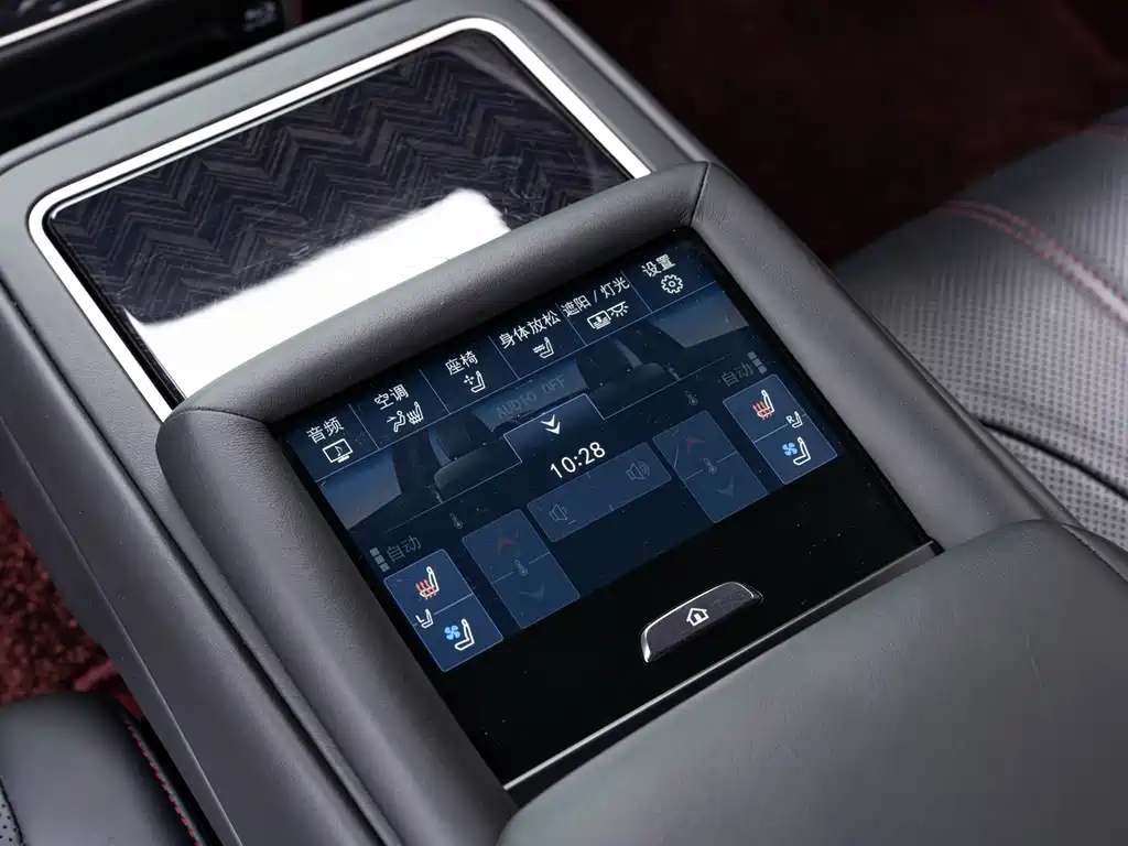 Lexus LS — миниатюра 19