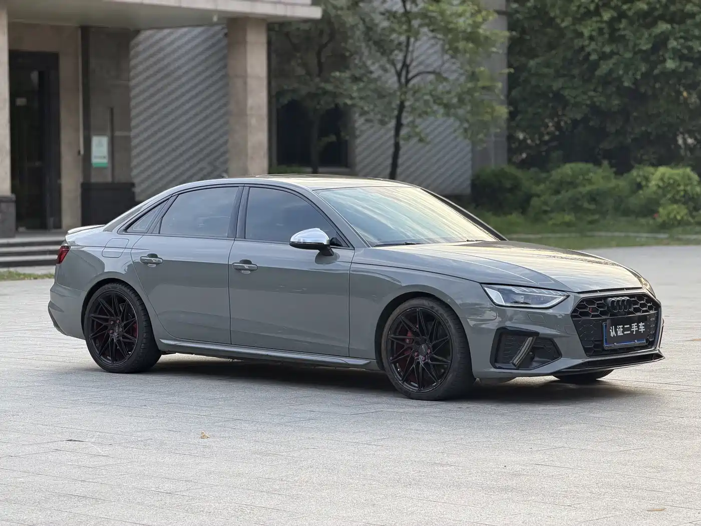 Audi S4