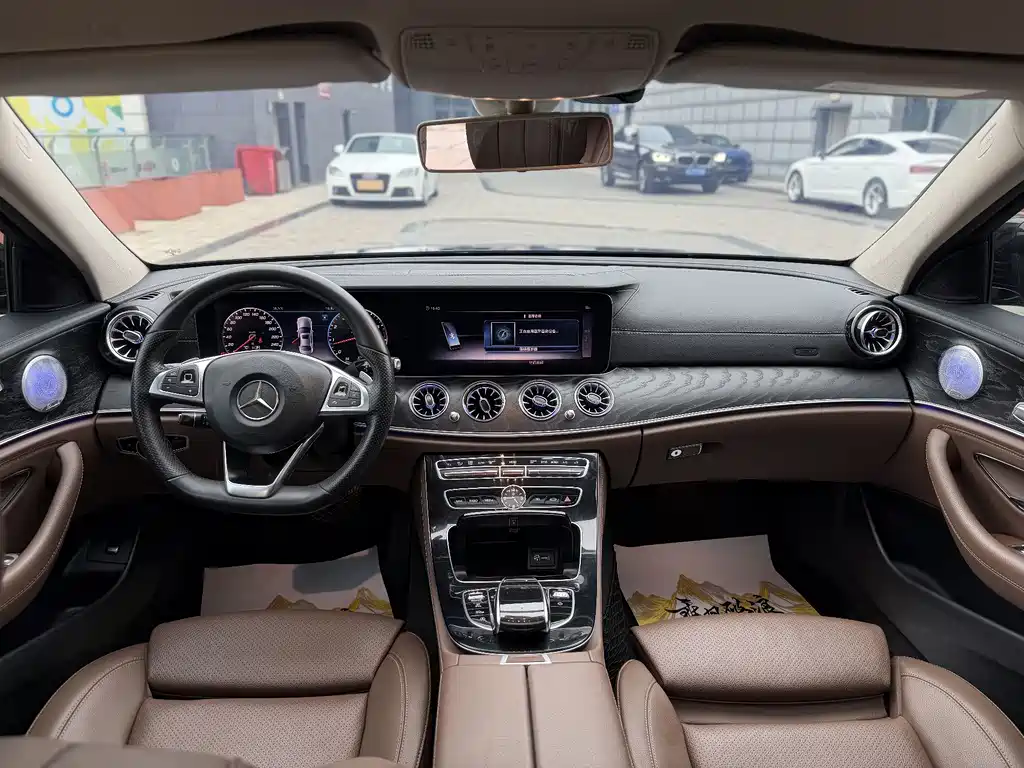 Mercedes-Benz E-Class E 2016 E 200 L Sport