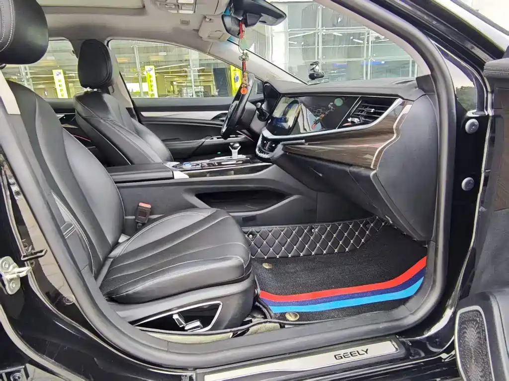 Geely Borui Hybrid — миниатюра 13