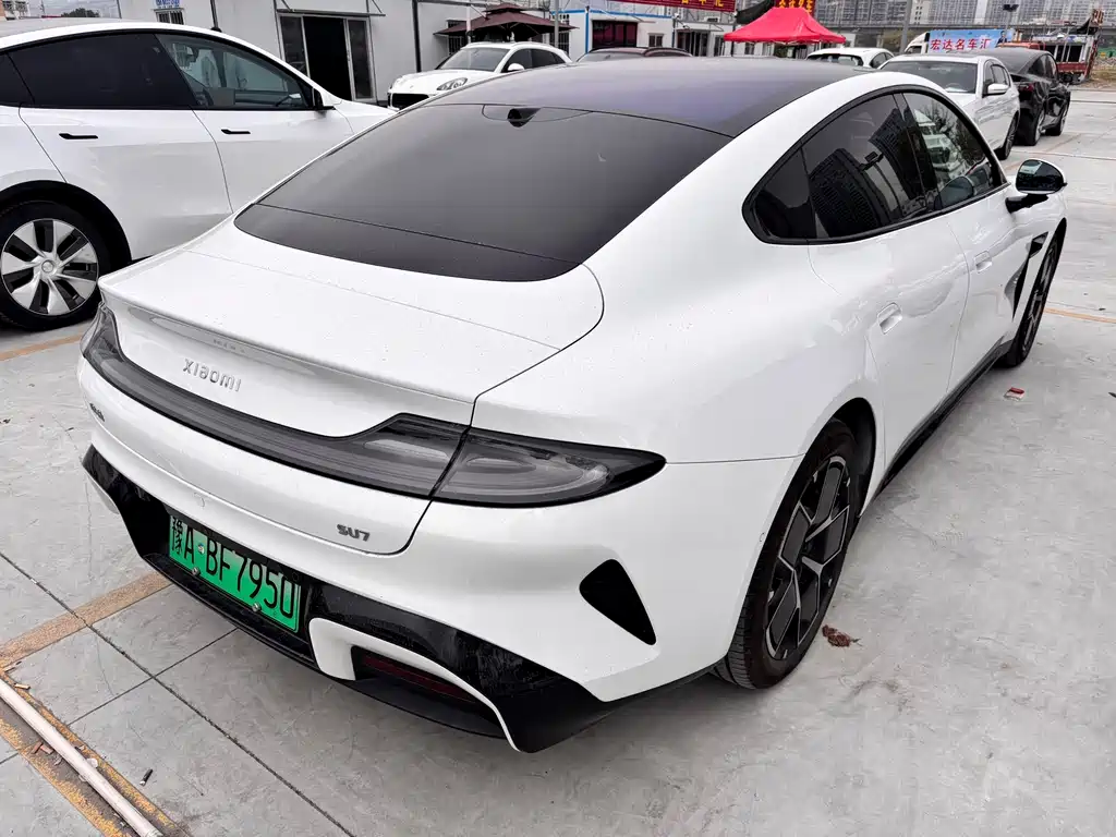 XIAOMI CAR XIAOMI SU7